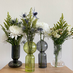 glass, vase, tall, circle. 